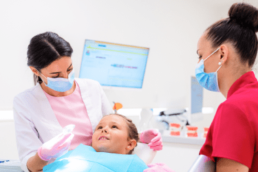 Traitements orthodontiques par docteur Hayat